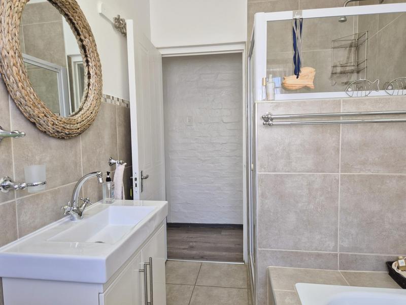 3 Bedroom Property for Sale in Kleinbaai Western Cape